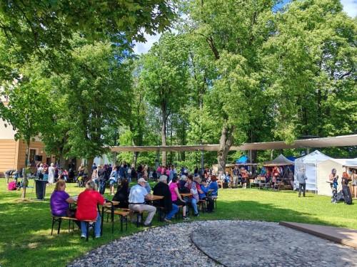 L�ze�sk� jarmark odstartoval Kulturn� l�to v Mal�ch l�zn�ch!